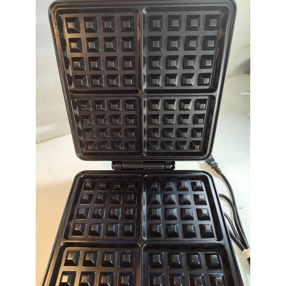 Cuisinart WAF-150 4-Slice Belgian Maker Waffle  - Silver 1035
